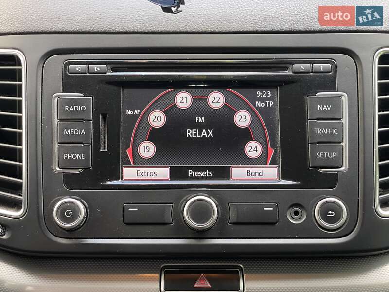 Мінівен Volkswagen Sharan 2011 в Києві