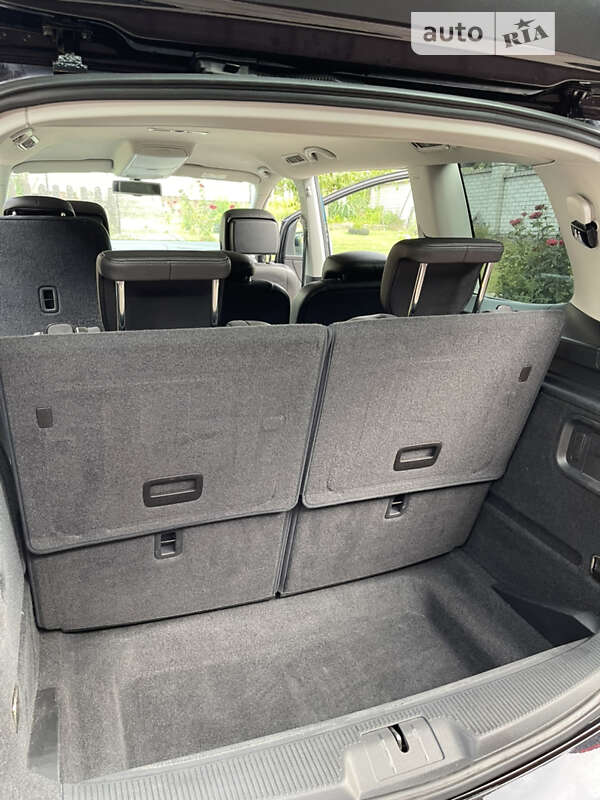 Минивэн Volkswagen Sharan 2015 в Киеве фото 15 Минивэн Volkswagen Sharan 2015 в Киеве