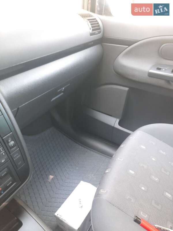 Минивэн Volkswagen Sharan 2006 в Коломые фото 34 Минивэн Volkswagen Sharan 2006 в Коломые