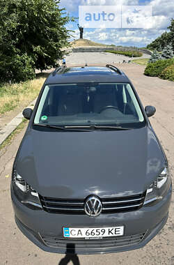 Минивэн Volkswagen Sharan 2011 в Черкассах