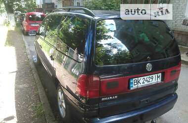Мінівен Volkswagen Sharan 2001 в Рівному