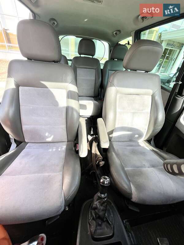 Минивэн Volkswagen Sharan 2002 в Одессе