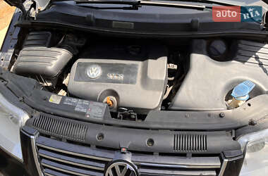 Минивэн Volkswagen Sharan 2008 в Великом Раковце
