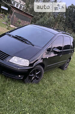 Минивэн Volkswagen Sharan 2001 в Самборе