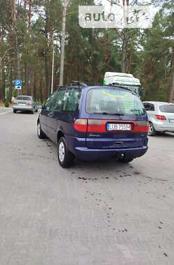 Минивэн Volkswagen Sharan 1999 в Маневичах