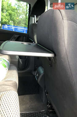 Минивэн Volkswagen Sharan 2012 в 