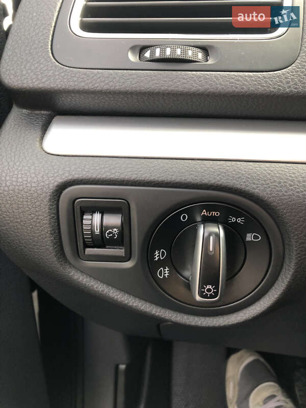 Минивэн Volkswagen Sharan 2012 в Ужгороде