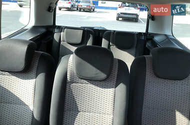 Минивэн Volkswagen Sharan 2012 в 