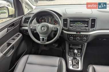 Минивэн Volkswagen Sharan 2013 в Ровно