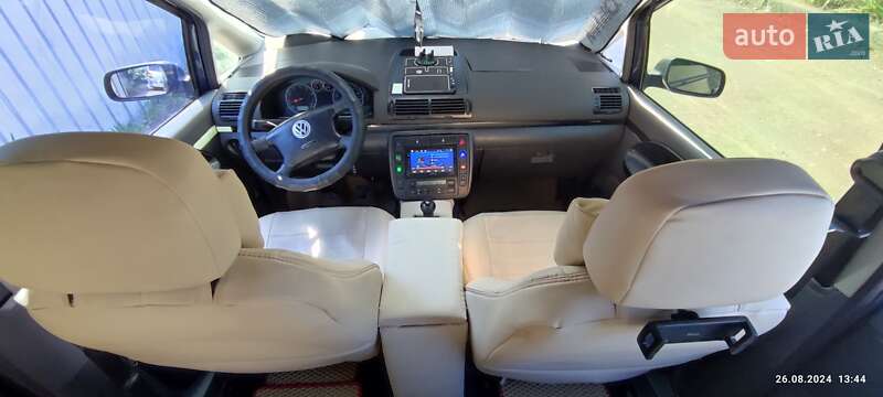 Мінівен Volkswagen Sharan 2000 в Києві