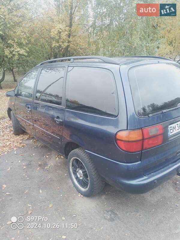 Минивэн Volkswagen Sharan 1996 в Сумах
