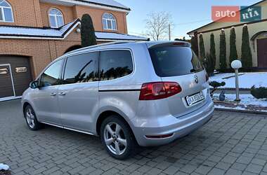 Минивэн Volkswagen Sharan 2015 в Житомире