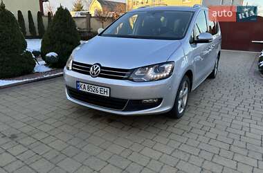 Минивэн Volkswagen Sharan 2015 в Житомире