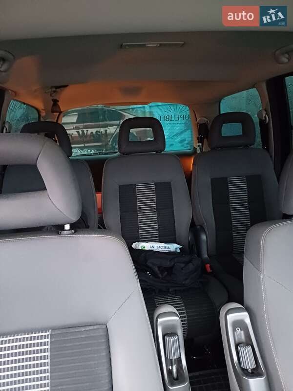 Мінівен Volkswagen Sharan 2008 в Дрогобичі