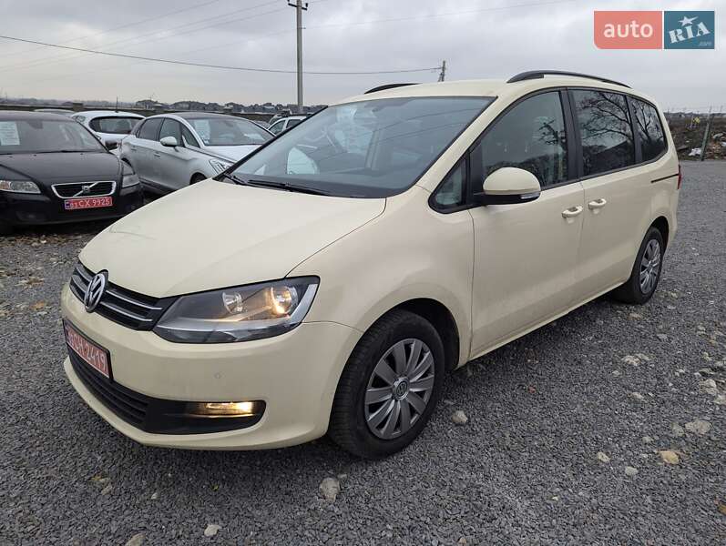 Минивэн Volkswagen Sharan 2013 в Ровно