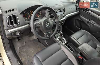 Минивэн Volkswagen Sharan 2013 в Ровно