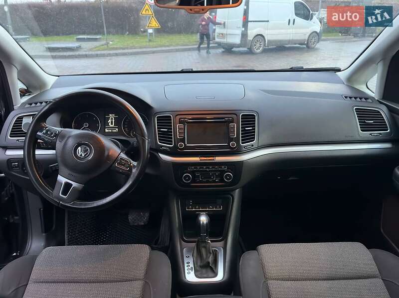 Минивэн Volkswagen Sharan 2011 в Тернополе