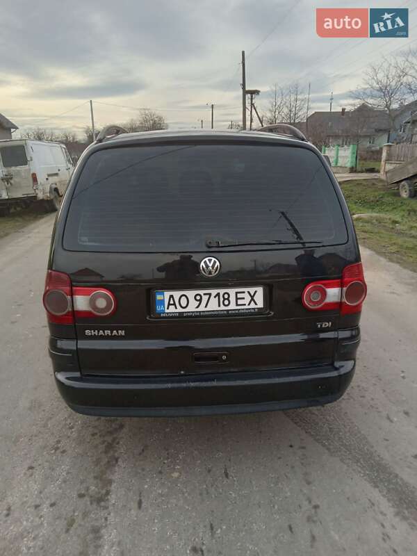 Мінівен Volkswagen Sharan 2007 в Калуші