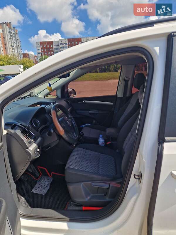 Минивэн Volkswagen Sharan 2011 в Львове