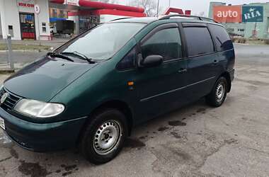 Мінівен Volkswagen Sharan 1997 в Дніпрі