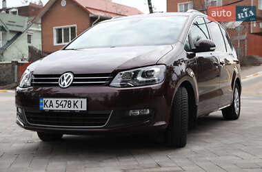 Мінівен Volkswagen Sharan 2015 в Києві