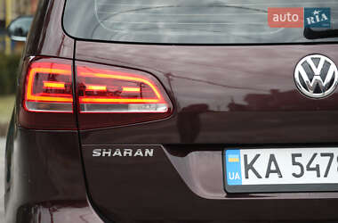 Мінівен Volkswagen Sharan 2015 в Києві