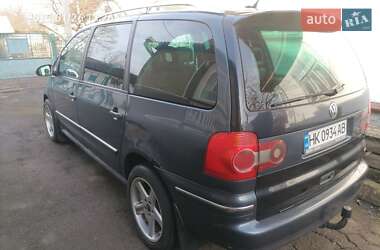 Минивэн Volkswagen Sharan 2004 в 