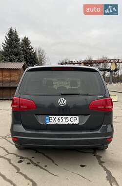 Минивэн Volkswagen Sharan 2011 в 