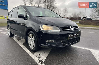 Минивэн Volkswagen Sharan 2013 в Киеве