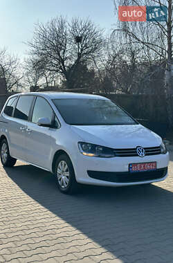 Минивэн Volkswagen Sharan 2013 в Луцке