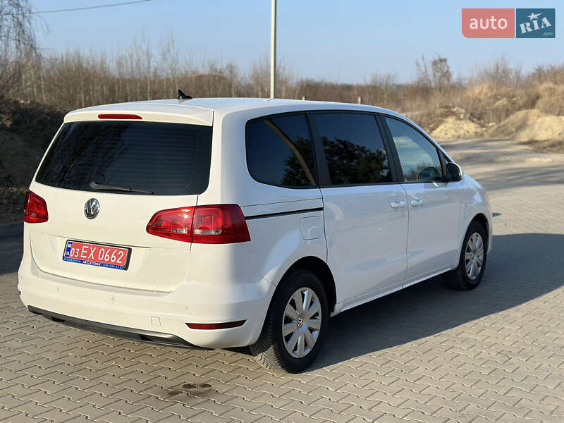 Мінівен Volkswagen Sharan 2013 в Луцьку