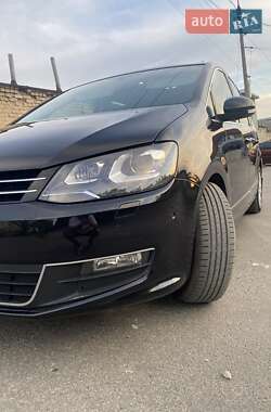 Мінівен Volkswagen Sharan 2012 в Тернополі