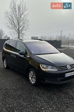 Минивэн Volkswagen Sharan 2011 в Тячеве