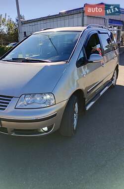 Минивэн Volkswagen Sharan 2007 в 