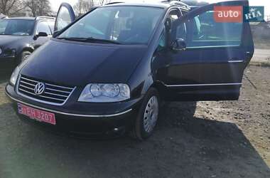 Минивэн Volkswagen Sharan 2010 в Луцке