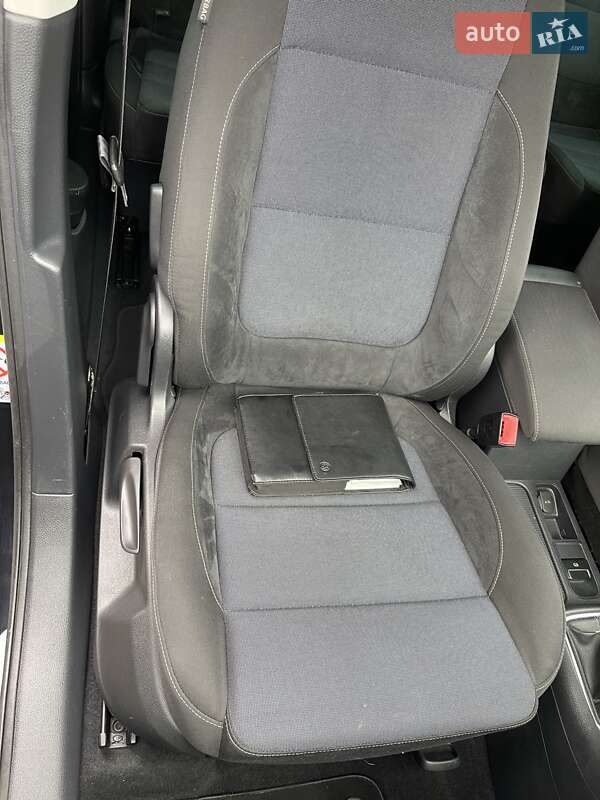 Минивэн Volkswagen Sharan 2011 в Луцке