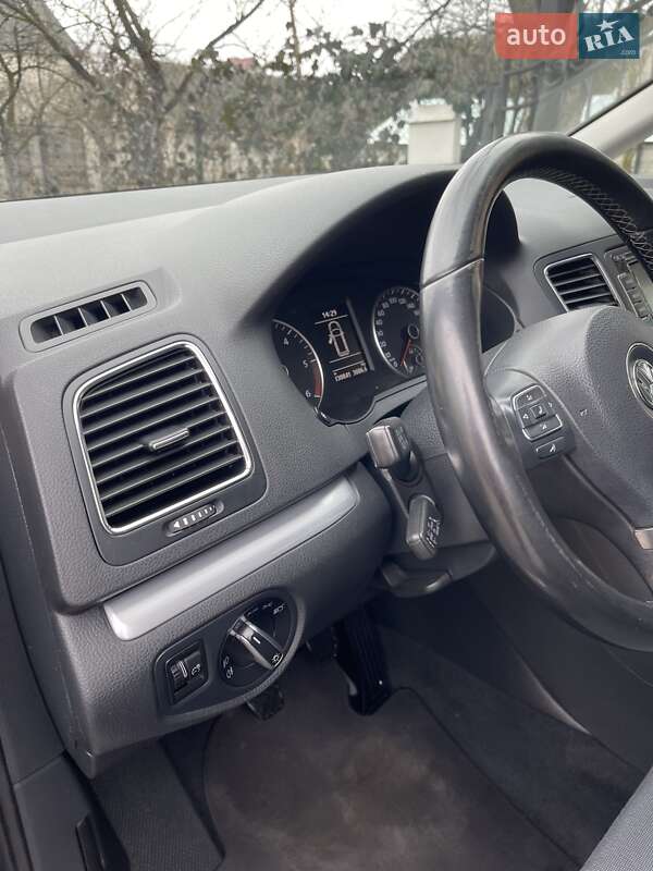 Минивэн Volkswagen Sharan 2011 в Луцке
