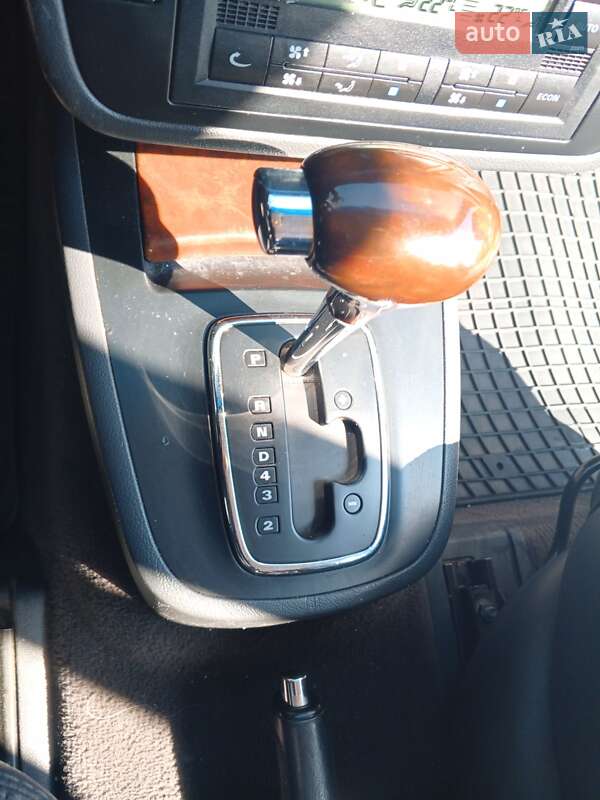 Минивэн Volkswagen Sharan 2005 в Житомире