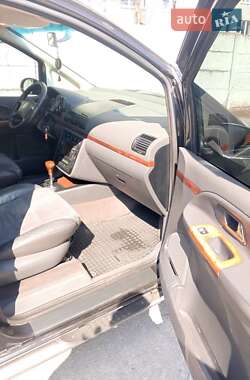 Минивэн Volkswagen Sharan 2005 в 