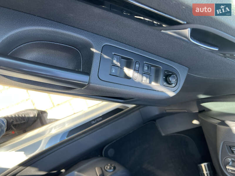 Минивэн Volkswagen Sharan 2018 в Запорожье