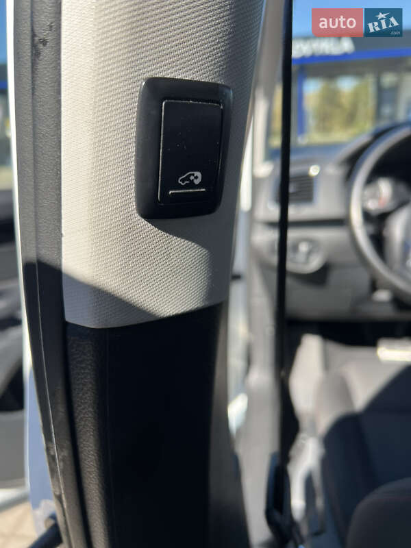 Минивэн Volkswagen Sharan 2018 в Запорожье