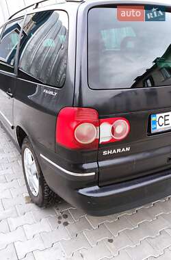 Минивэн Volkswagen Sharan 2004 в 