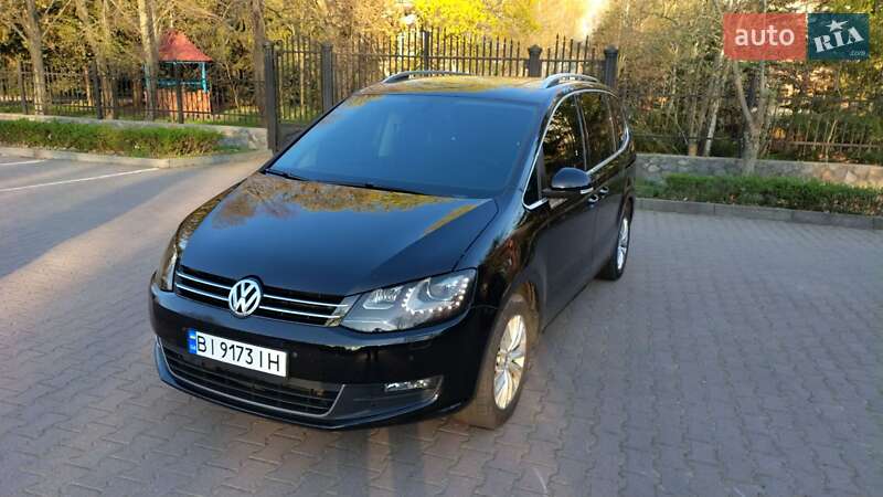 Минивэн Volkswagen Sharan 2013 в 