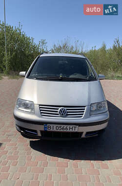 Минивэн Volkswagen Sharan 2002 в 