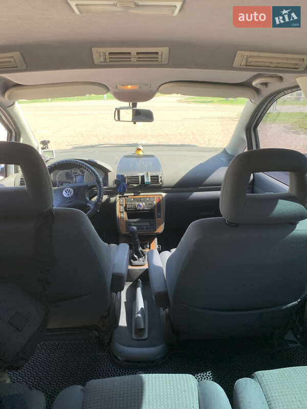 Минивэн Volkswagen Sharan 2002 в Решетиловке