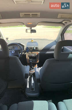 Минивэн Volkswagen Sharan 2002 в 