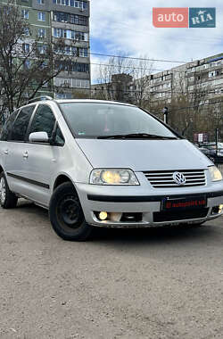 Мінівен Volkswagen Sharan 2000 в Сумах