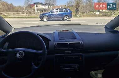 Мінівен Volkswagen Sharan 2000 в 