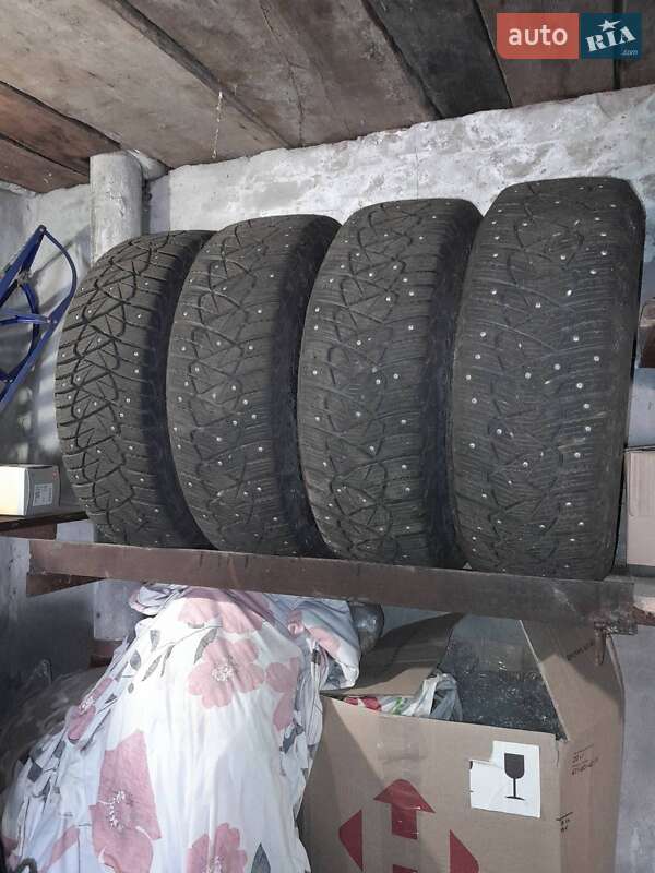 Минивэн Volkswagen Sharan 2003 в Чугуеве