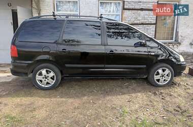 Минивэн Volkswagen Sharan 2002 в 
